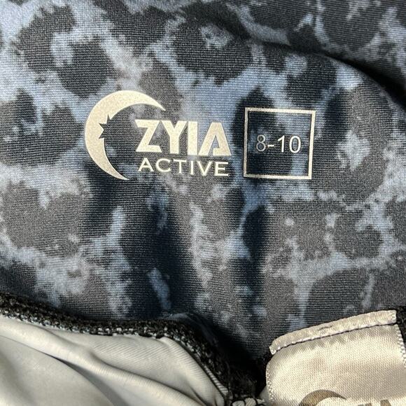 Zyia Active Leggings Scrunchy Butt Light N Luxe Size 8-10 Stone Leopard 7/8 Gym - Picture 3 of 7